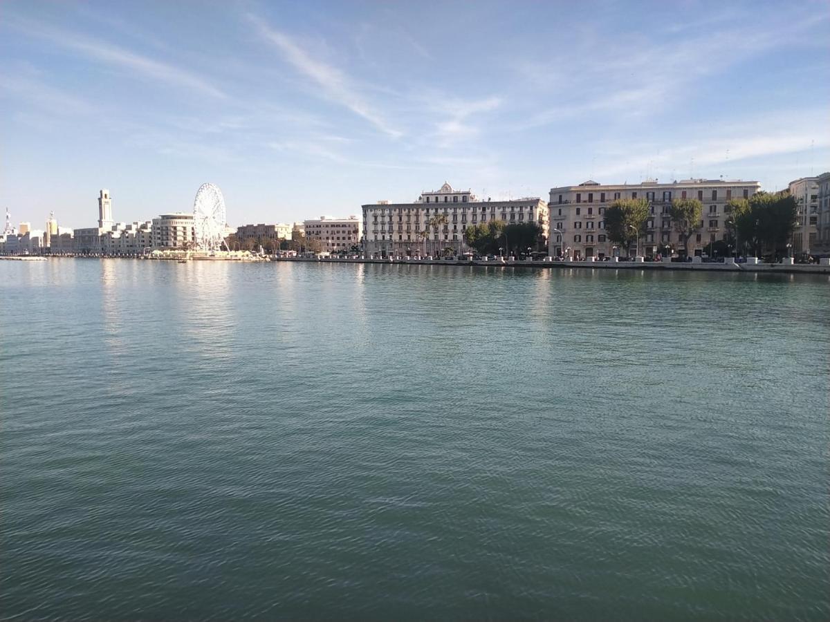 Aura Apartment Bari Eksteriør billede